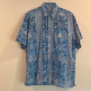 Johari west, Large, blue print Hawaiian shirt.
